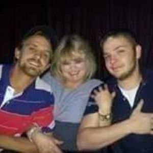 Meet your Posher, Debbie